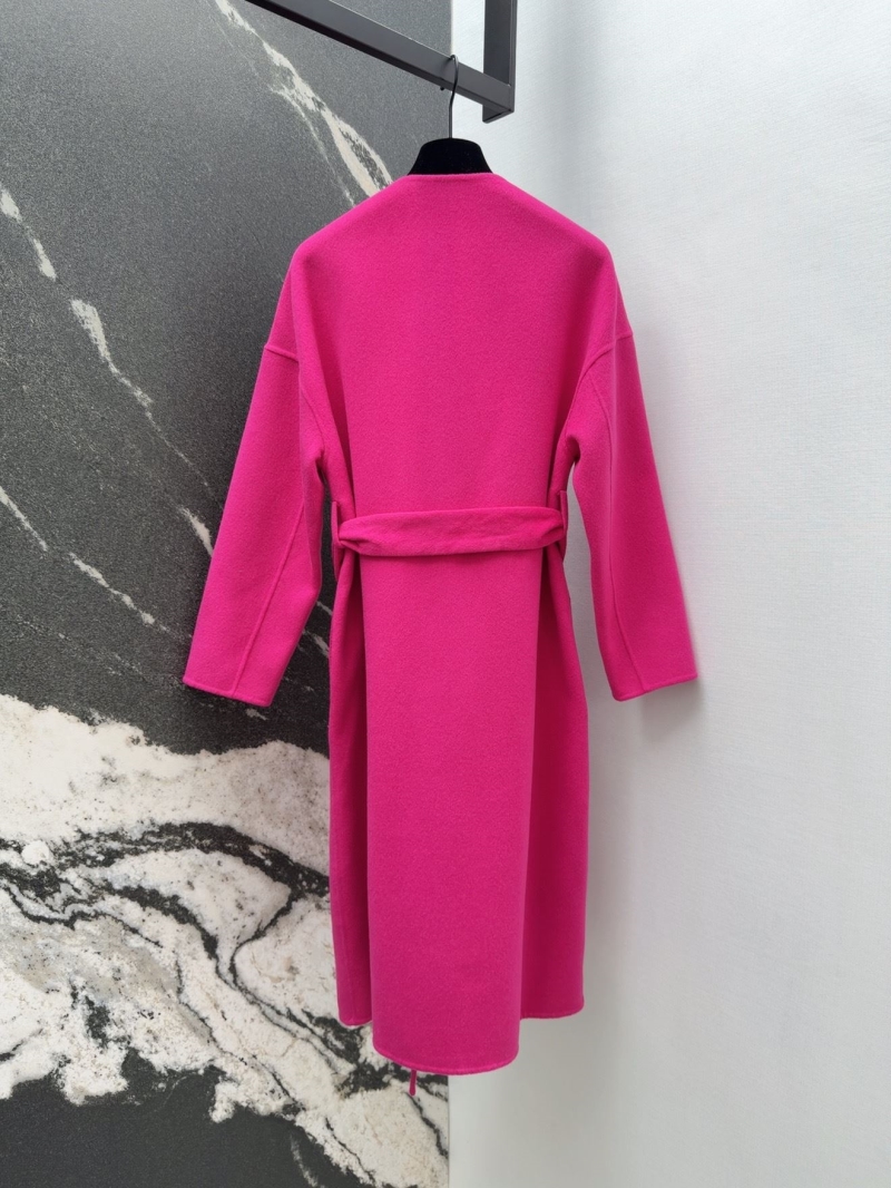 chr1st1an D10r outwear